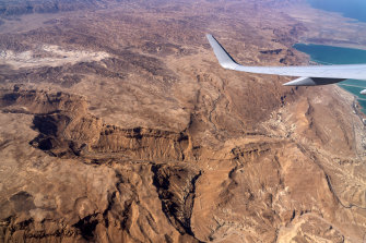 The plane of US Secretary of State Antony Blinken, flies over the Negev.