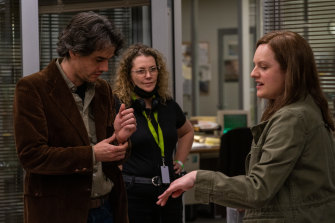 Daina Reid directs Wagner Moura and Elisabeth Moss in Shining Girls.