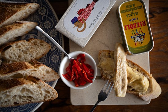 Deli snacks at Winespeake in Daylesford.