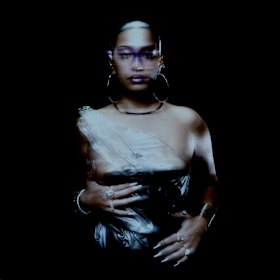 Cosy, sexy, cool: Melbourne R&B artist CD.