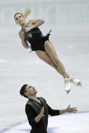 Ekaterina Alexandrovskaya and Harley Windsor of Australia perform in 2018. 