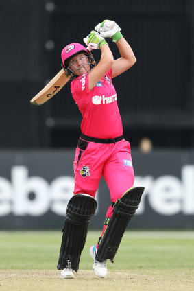 Alyssa Healy whacks another six.