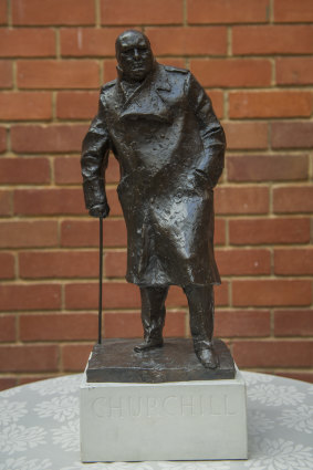 The bronze sculpture, worth $100,000, is a scale model of a statue of Sir Winston Churchill that stands in London's Parliament Square.