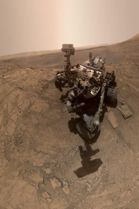 New findings from NASA’s Curiosity rover indicate that levels of oxygen unexpectedly vary with the seasons on Mars.
