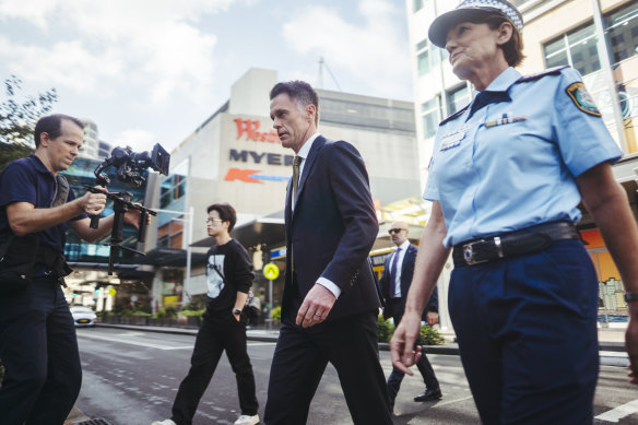 NSW Premier Chris Minns with Police Commissioner Karen Webb outside Bondi Junction Westfield on Thursday. The NSW Police want the government to introduce tougher penalties for knife crimes. 
