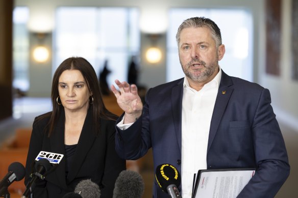 Senator Jacqui Lambie and military lawyer Glenn Kolomeitz are calling on the International Criminal Court to investigate senior Australian military commanders. 