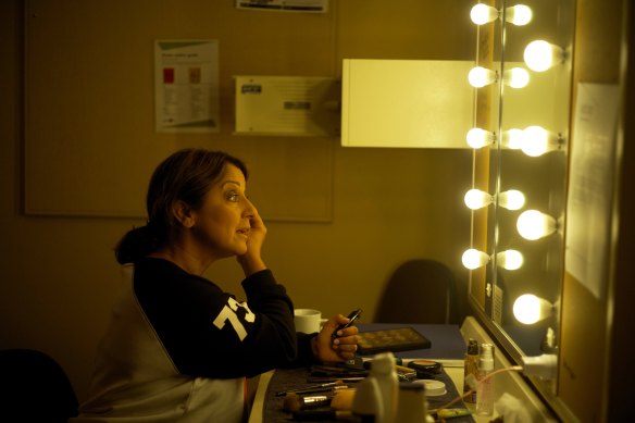 Melbourne Theatre Company cast member Silvie Paladino putting on make-up for the production of  <i>Fun Home </i>on Monday night. 
