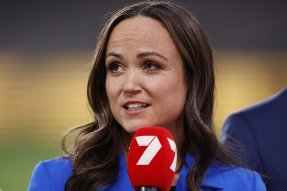 Pearce in her commentary role for Seven.