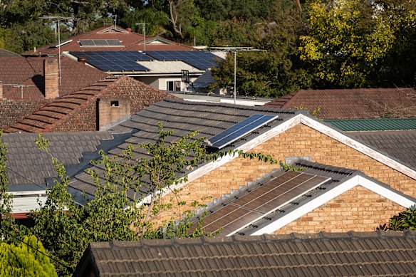A growing number of Australians are losing faith in the federal government to solve the housing crisis, but Western Australians and Tasmanians are feeling the pinch more than other states.