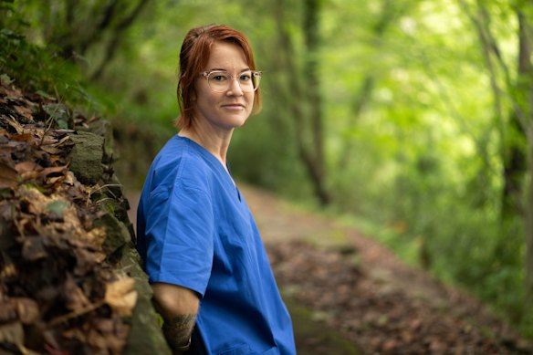 Since she began agency nursing after the pandemic as a way of seeing Australia, Jill Carnell has witnessed the increased reliance on temporary
health workers – especially in regional areas.  