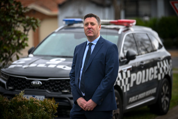 Acting Inspector Leigh Howse says Albanian syndicates are increasing their foothold in Australia.