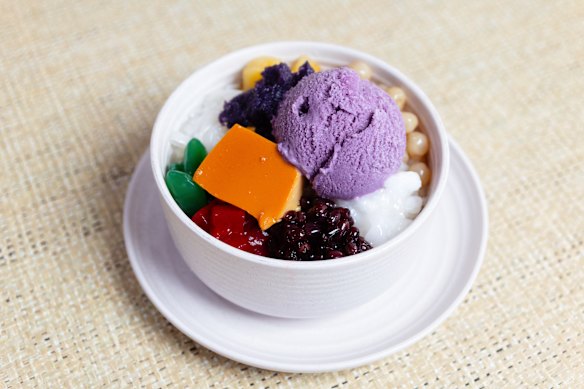 Halo halo.
