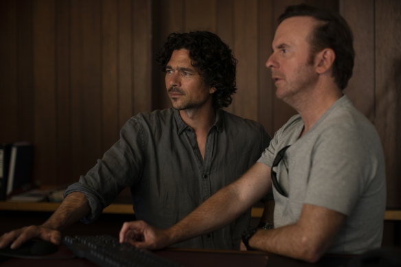 Investigative journalist Martin Scarsden (Luke Arnold) and police constable Robbie Haus-Jones (Adam Zwar) in Scrublands. 