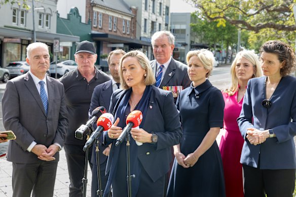 Political and community leaders including Business Sydney executive director Paul Nicolaou, former Wallabies captain Simon Poidevin, Manly MP James Griffin, Coogee MP Marjorie O’Neill, RSL NSW president Vince Williams, Senator Jessica Collins, Woollahra Mayor Sarah Dixson, and Wentworth MP Allegra Spender urge the federal government to reverse its controversial decision to sell off the Victoria Barracks.