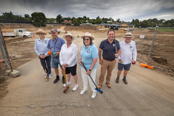 Bendigo Croquet Club members Maggie Burke, Rod Arnold, Carolyn Hamilton, Jenny Brennan, Phil DeAraugo and Brian Loughran.