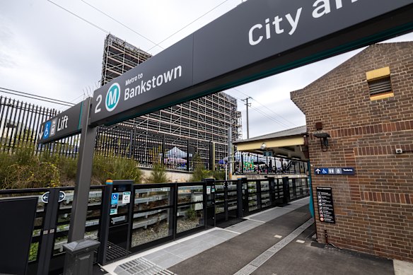 The stretch between Bankstown and Sydenham is the final stretch of the M1 line to be opened.