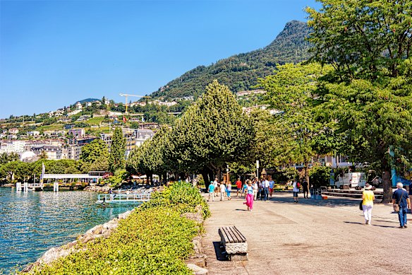 Montreux’s promenade runs for seven kilometres along the lake.  