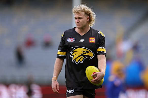 Reuben Ginbey warms up 