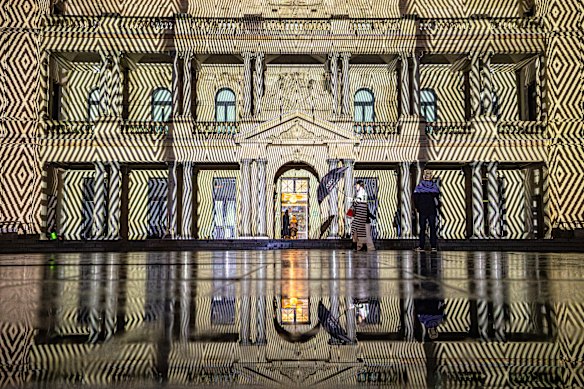 Reflective moment: Exposure 1/250 sec at f3.1, focal length 16mm, lens 15-35mm, ISO 20000.