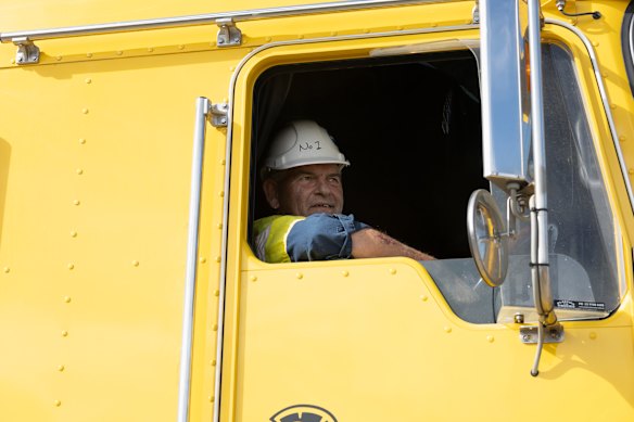 Craig Carpenter, the truck driver who drove the turbine blade from Newcastle to the Uungula wind farm.