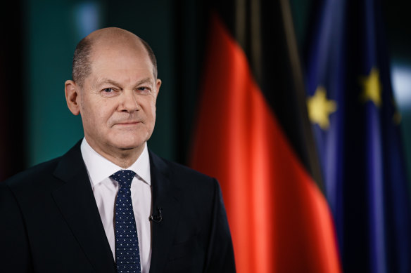 German Chancellor Olaf Scholz continues to resist a full Russian energy embargo. 