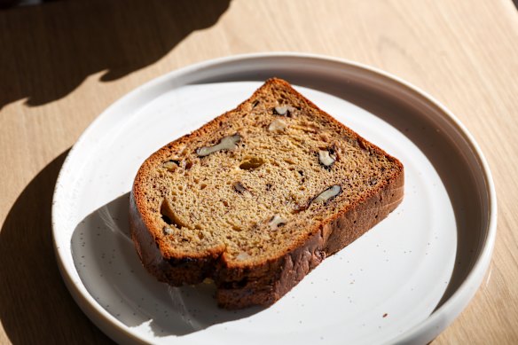 Large and bright and bright banana bread on the banana on Saturday. 
