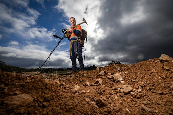 Matthew Carkeek’s efforts to mine his land at Dunolly, halfway between two of Victoria’s great gold towns Bendigo and Ballarat, follows a 30-year fascination with gold.