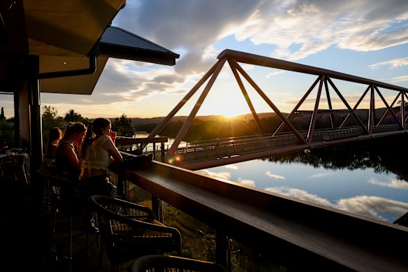 Views of the Nepean River.