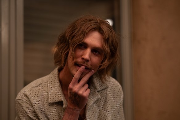 Austin Butler plays a charismatic New Age gurus in the film.