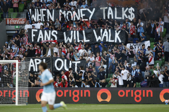 Fans show their disappointment with the Australian Professional Leagues.