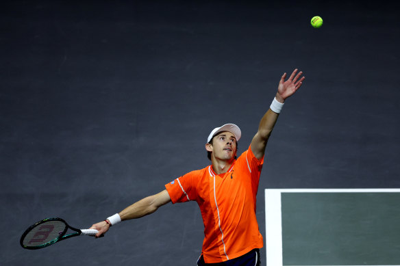 Alex de Minaur is through to the Rotterdam final.