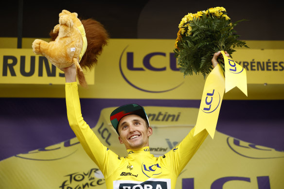 Jai Hindley in the Tour de France’s famous yellow jersey.