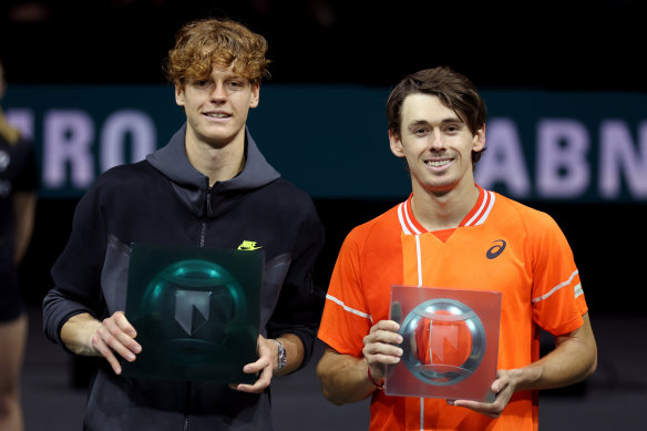 Jannik Sinner (left) with the winner’s trophy after beating Alex de Minaur in the men’s singles final in Rotterdam.