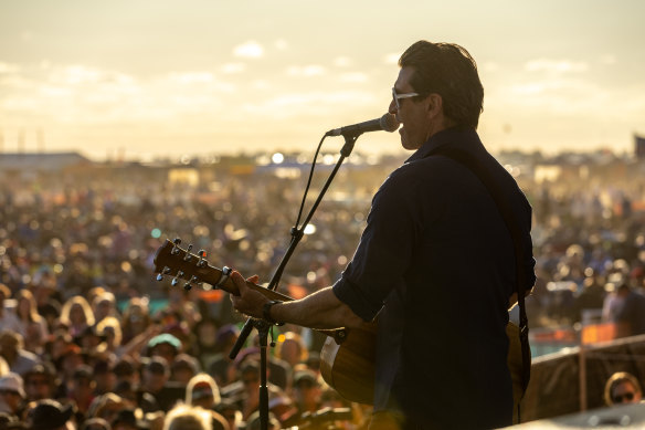 Pete Murray performs to a crowd of about 12,000 in the outback at last year’s Mundi Mundi Bash. 