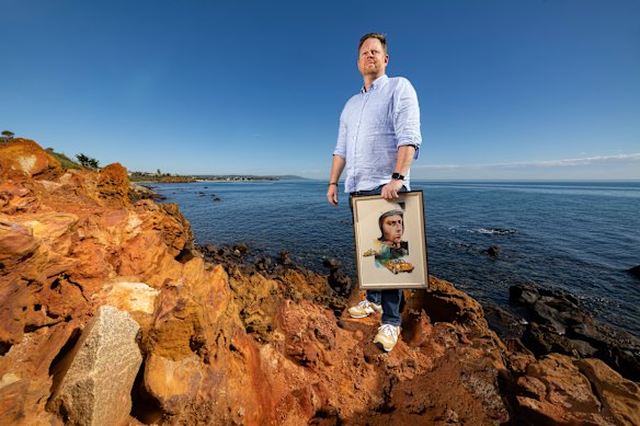 Travis Hamilton’s dad, Alan, wanted to be buried at sea.