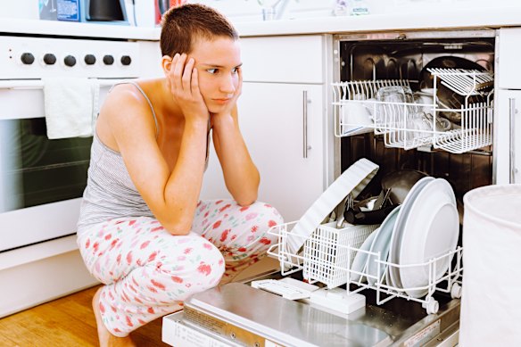 Some dishwashers last longer than others. But it’s not all about the brands.