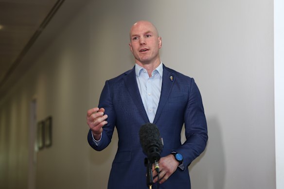 Senator David Pocock said the prime minister’s slashing of staff for the crossbench and opposition put pressure on offices to become more efficient.
