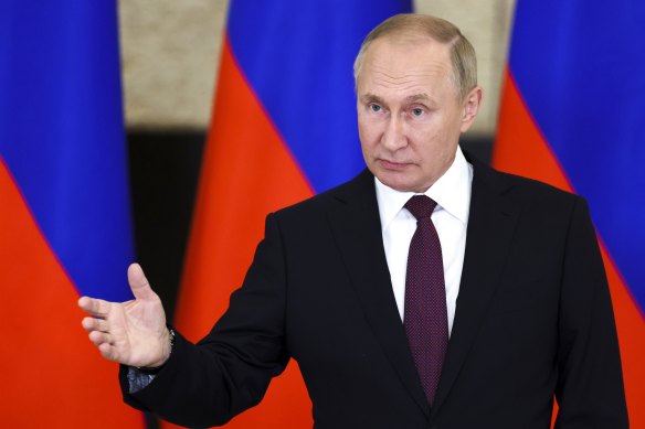 Russian President Vladimir Putin gestures while speaking to the media after the Shanghai Cooperation Organisation summit in Samarkand, Uzbekistan on Friday, September 16, 2022. 