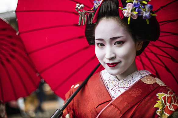 Refrain from disturbing the maiko (also geisha) while in Kyoto.