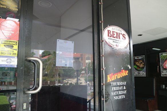 A sign has been placed on the door of Ben’s Vietnamese and Chinese Restaurant in Woolloongabba following its sudden closure.