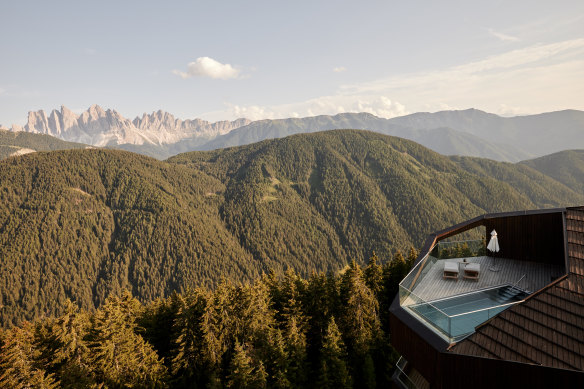 Forestis is located on Plose mountain in the Dolomites, 1800 metres above sea level. 