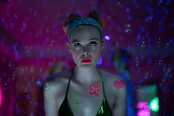 Elle Fanning in Margo’s Got Money Troubles.