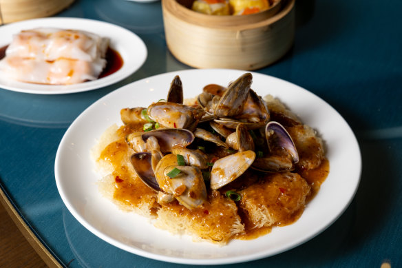 Pipis in XO.