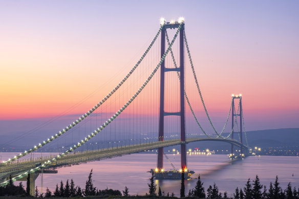 The 1915 Canakkale Bridge – the connection between Europe and Asia.