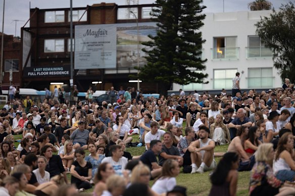 Thousands have turned up at Bondi Beach to pay tribute.