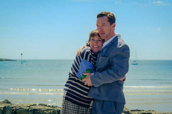 Olivia Colman and Benedict Cumberbatch play a couple with what appears the perfect relationship, until it implodes, in The Roses.