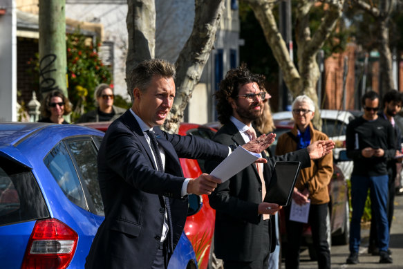 Charles Atkins auctions 28 Newry Street, Fitzroy North. 