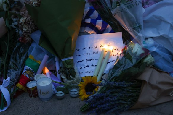 Messages and tributes left at Bondi.
