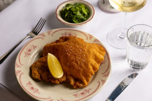 Schnitzel and cucumber.