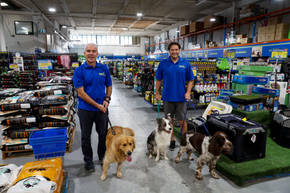 Co-founder  brothers of pet retailer PetO Nick Greenhalgh (left) and David Rowe.
